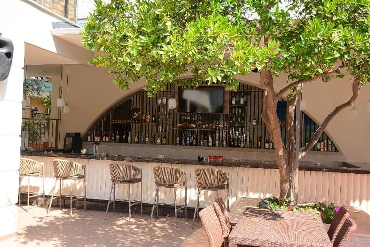 Almera Park Apart Hotel