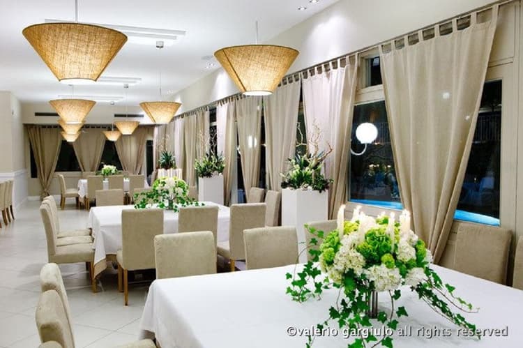 Capri Hotel