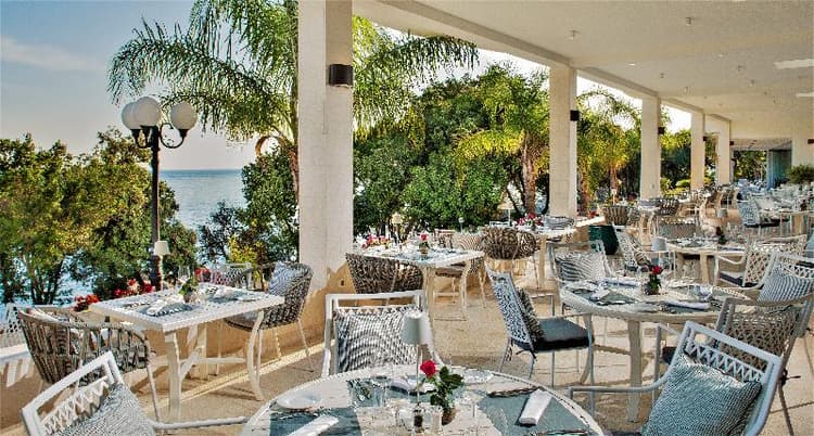 Royal Princess Hotel