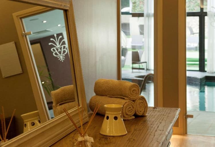 Hotel & Spa Le Grand Monarque Best Western Premier