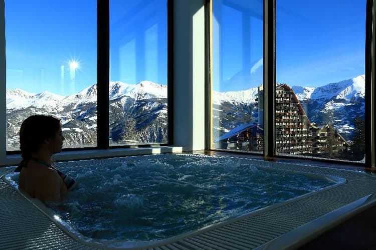 SOWELL COLLECTION Marmotel