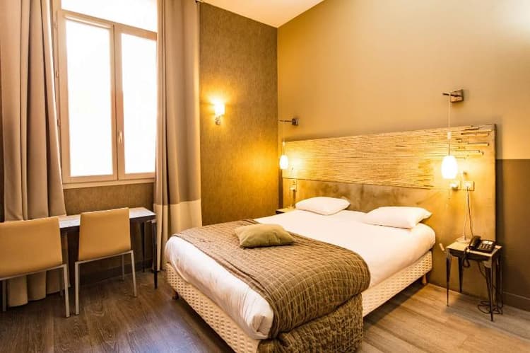 Hotel de Paris Sete