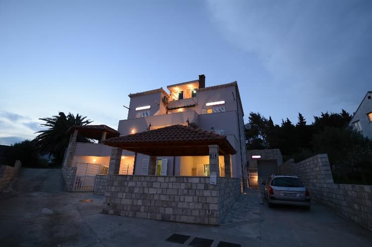 Villa Avantgarde BandB