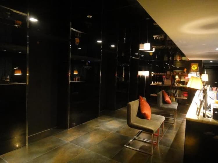 Vendome Hotel