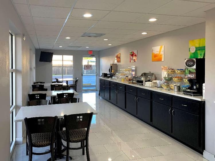 Quality Inn & Suites Panama City Beach