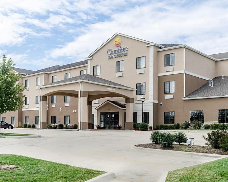 Comfort Inn & Suites Lawrence - University Area