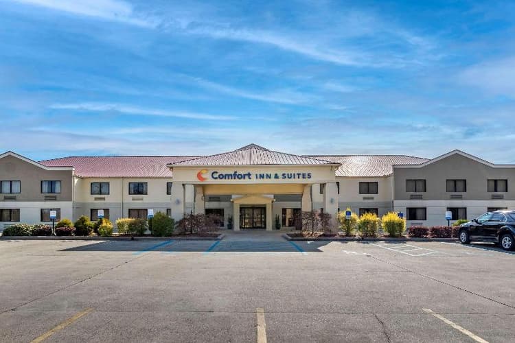 Comfort Inn & Suites Leeds I-65