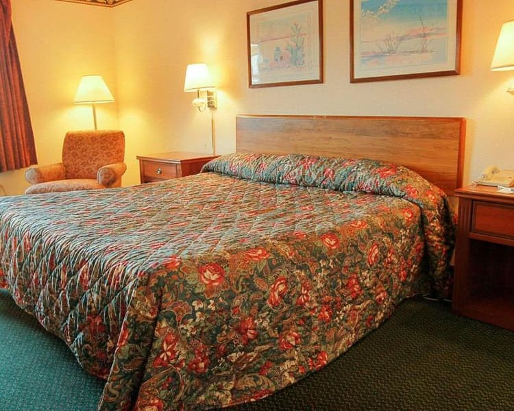 Rodeway Inn Greenwood