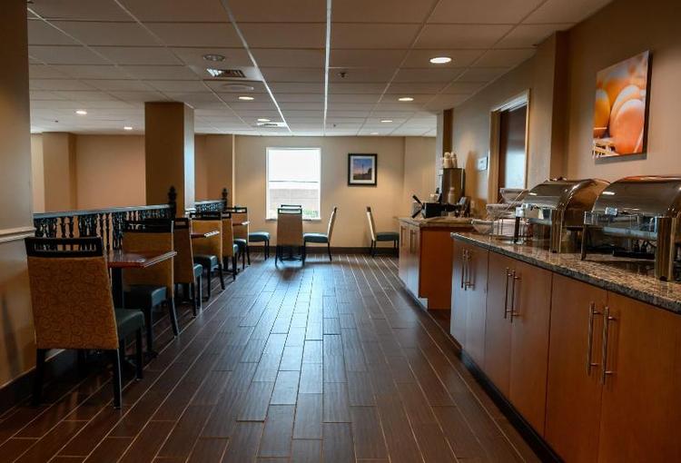 Quality Inn & Suites Patriots Point