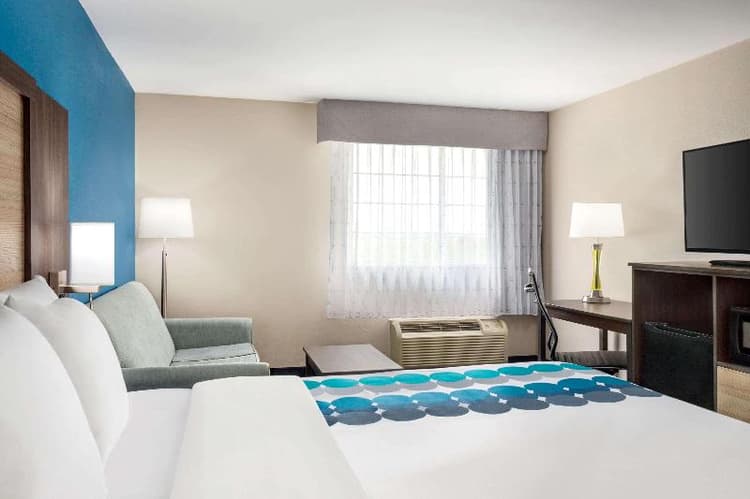 Baymont by Wyndham Blackwell I-35