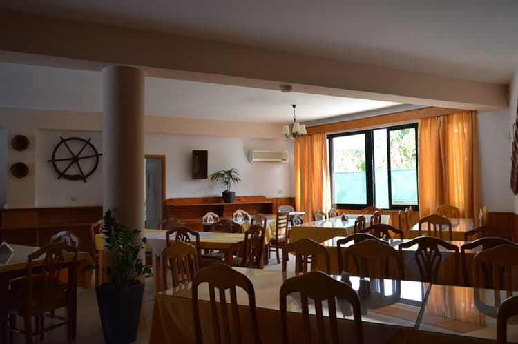 Anna Hotel Apartments