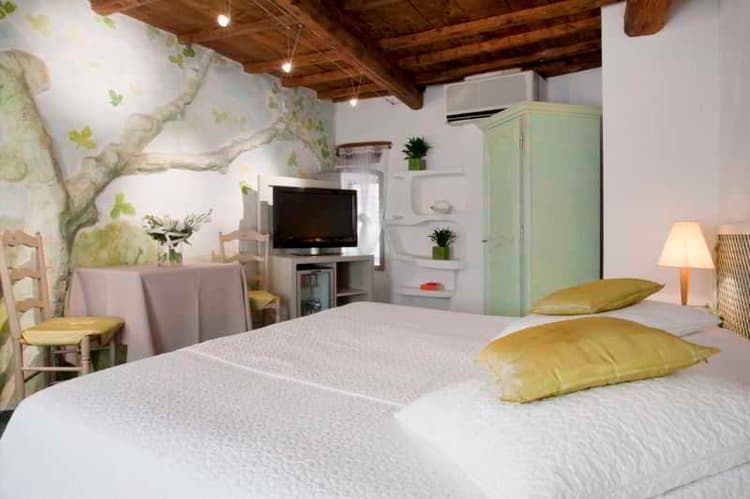 Hostellerie Le Castellas