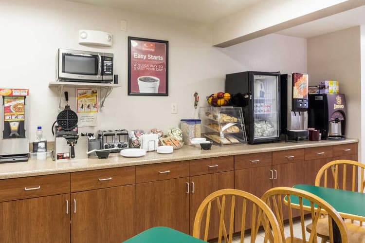 Harmony Inn & Suites