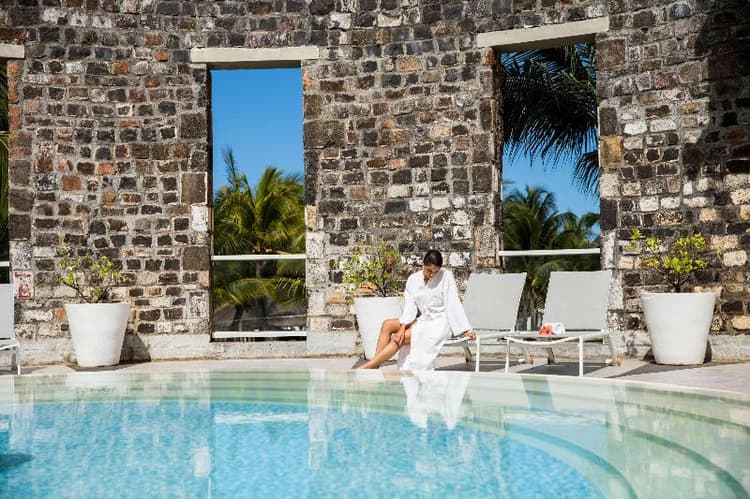 Outrigger Mauritius Beach Resort