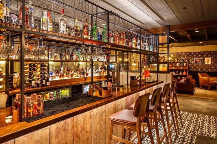 Ibis Manchester Centre 96 Portland St