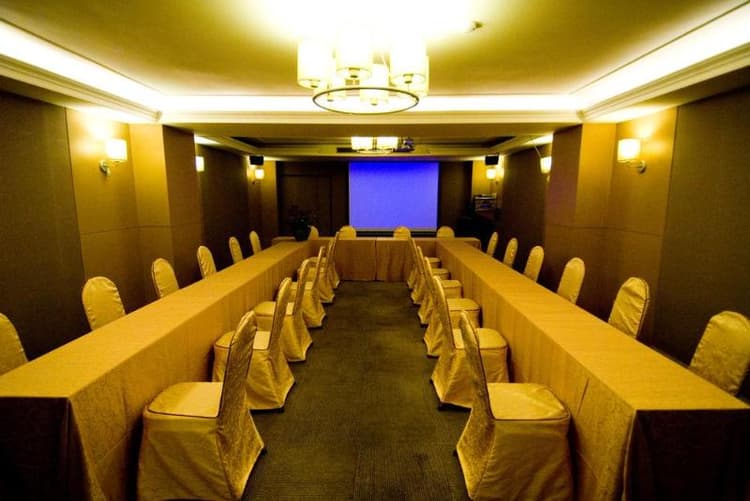 Unique Holiday Hotel