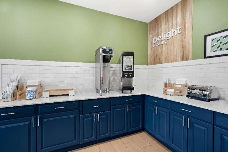 Spark by Hilton Moline Quad Cities