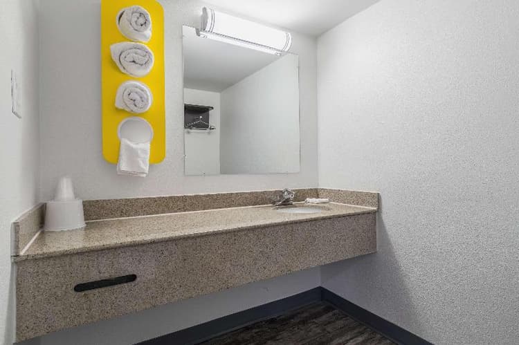 Motel 6 Barstow Ca Route 66