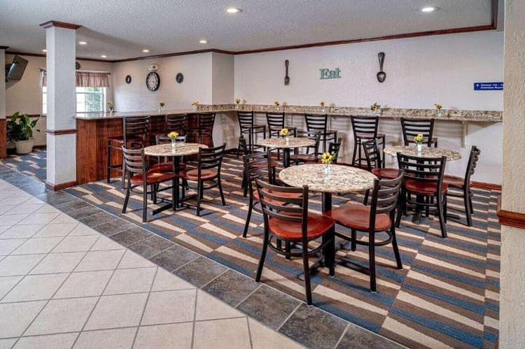Microtel Inn & Suites By Wyndham Beckley East