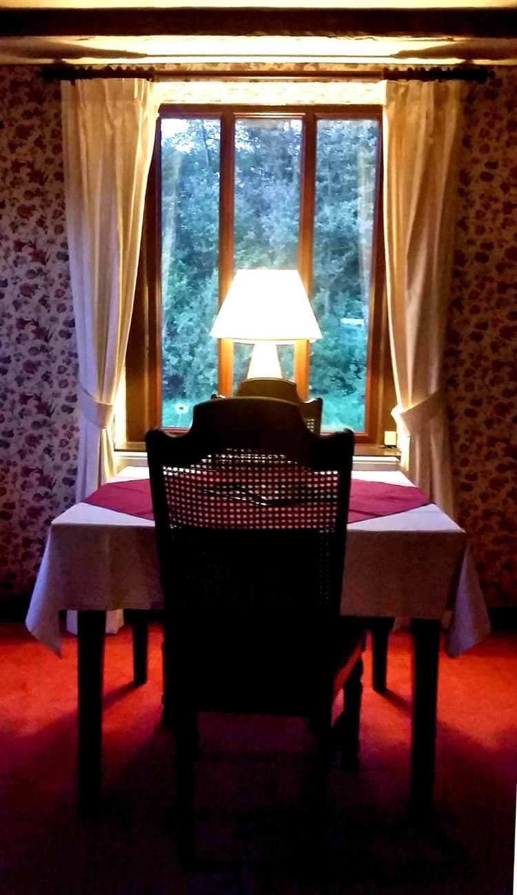 Milton's Lodge