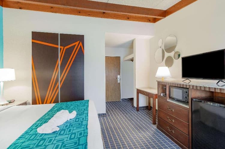 Howard Johnson by Wyndham Bangor