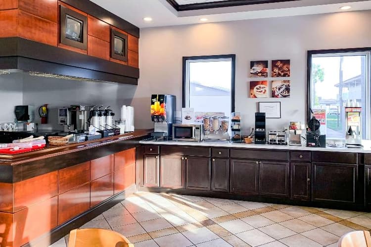 Rodeway Inn Sun City Center