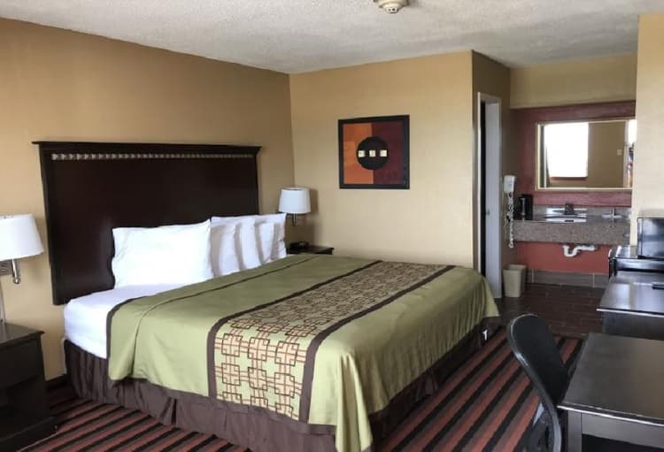 Days Inn by Wyndham Corpus Christi Beach