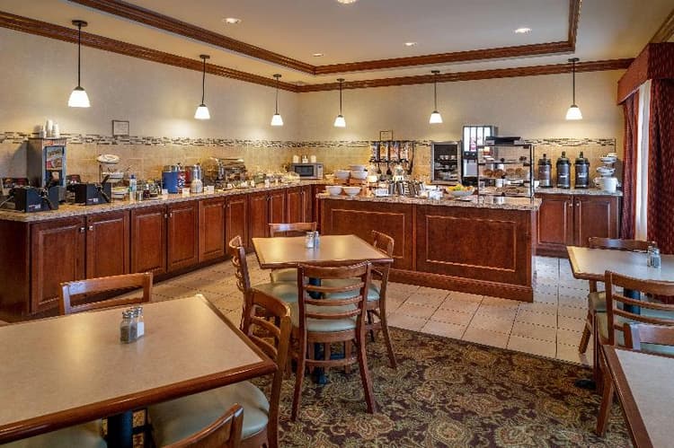 Country Inn & Suites by Radisson, Charleston South