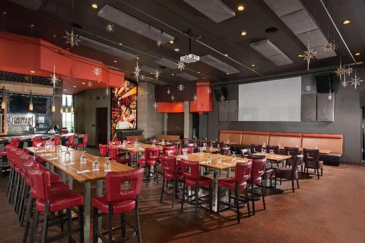 The Broadway Columbia - a DoubleTree by Hilton