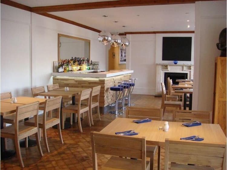 The Harbour - Guest House