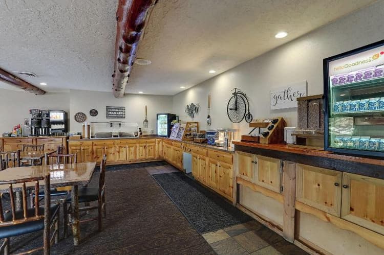 Stoney Creek Inn