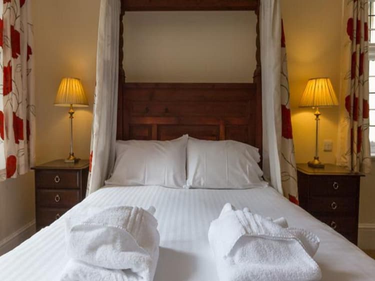 Hunters Inn