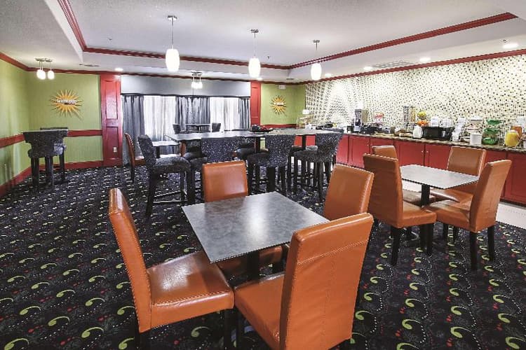 La Quinta Inn & Suites Dallas - Hutchins