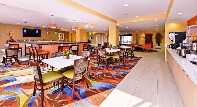 Best Western Plus Fresno Airport