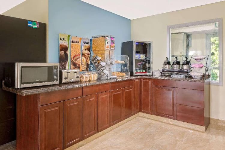 Microtel Inn & Suites By Wyndham Hagerstown