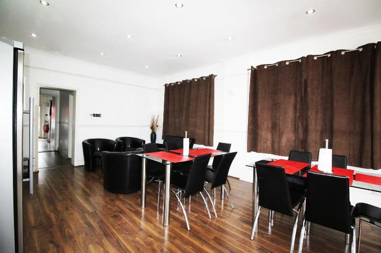 Norbury ApartHotel