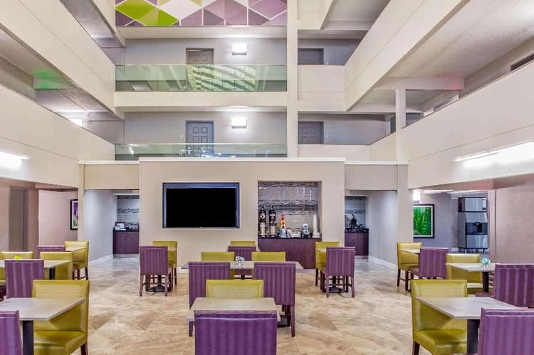 La Quinta Inn & Suites Lubbock West Medical Center