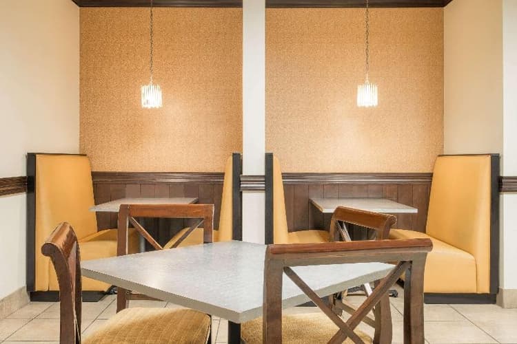 Hawthorn Suites By Wyndham Lubbock