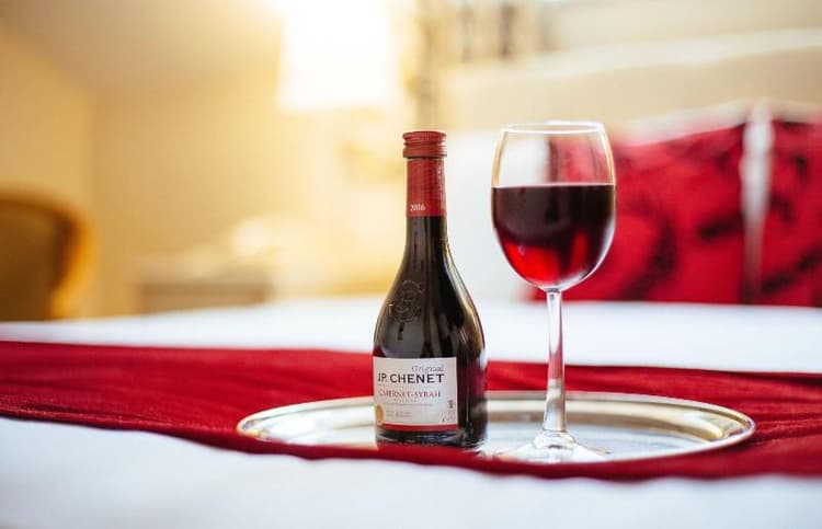 Pymgate Lodge Airport