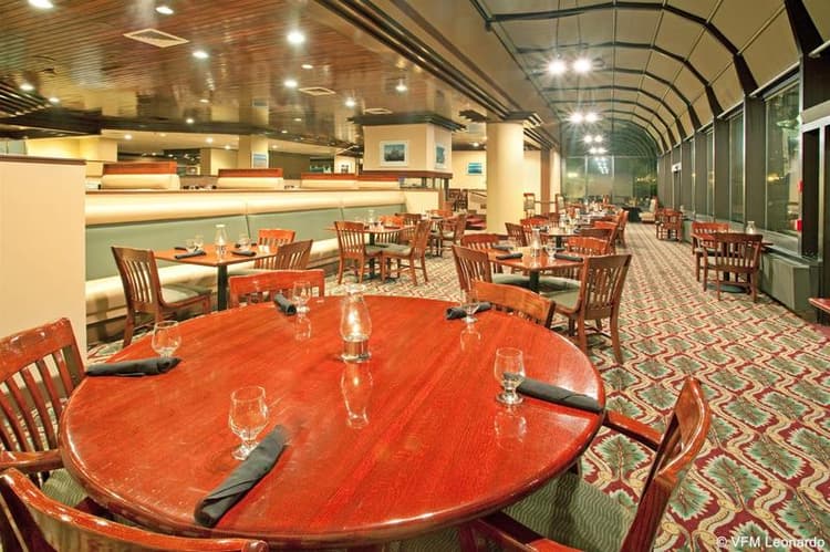 Delta Hotel by Marriot Muskegon Downtown