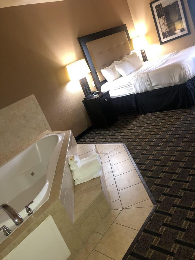 La Quinta Inn & Suites Mt. Pleasant