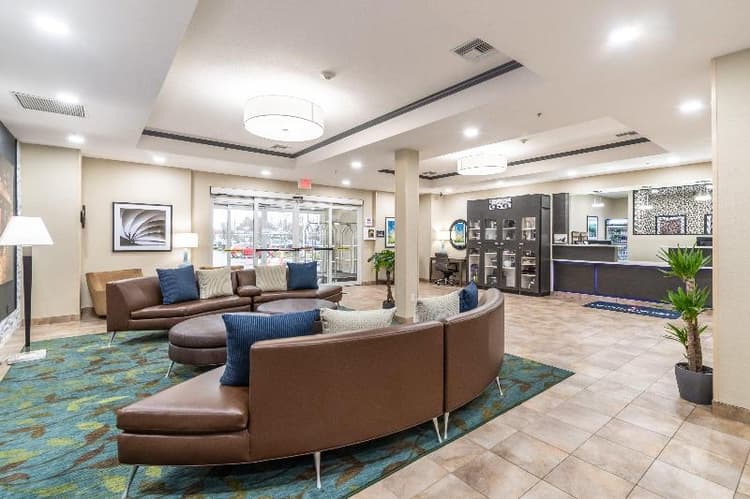 Candlewood Suites Portland-Airport