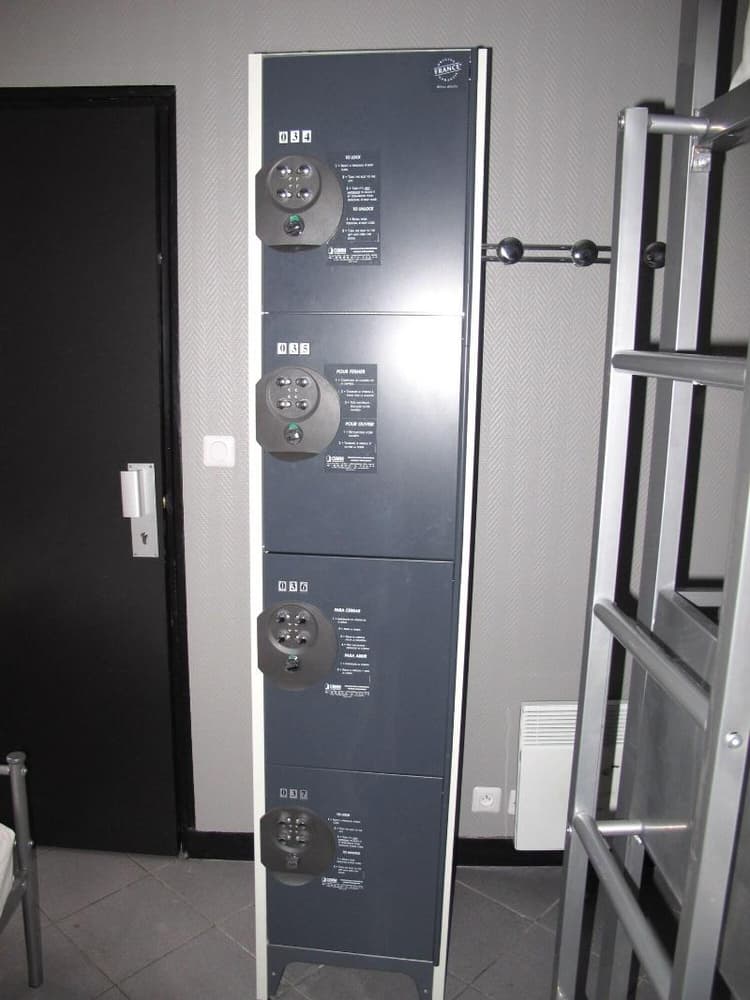 Peace & Love - Hostel