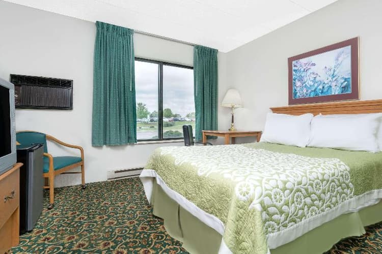 Days Inn by Wyndham St Cloud