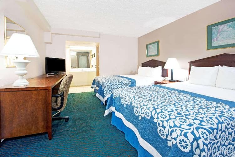 Days Inn by Wyndham St. Louis Lindbergh Boulevard