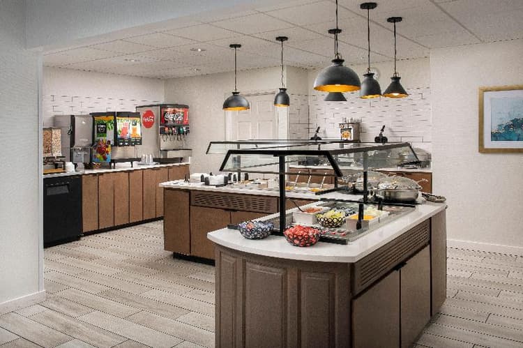 Staybridge Suites San Antonio-Airport