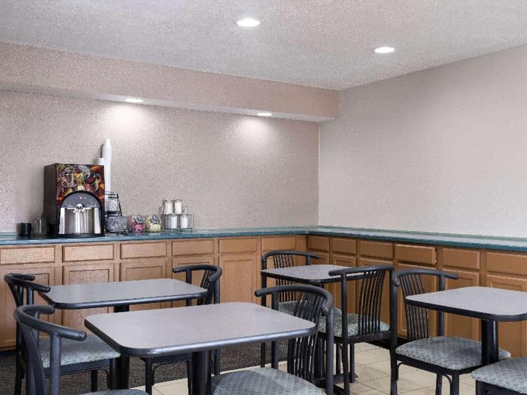 Travelodge by Wyndham Tucson AZ