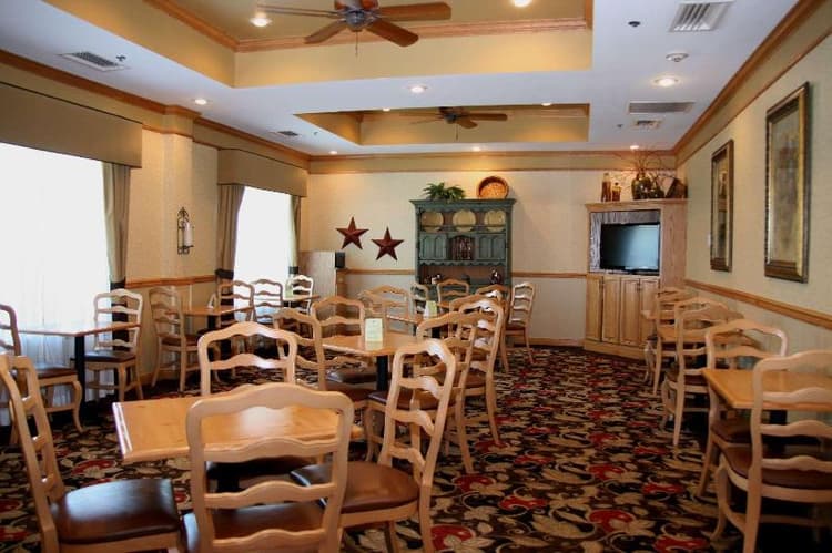 Country Inn & Suites Valdosta