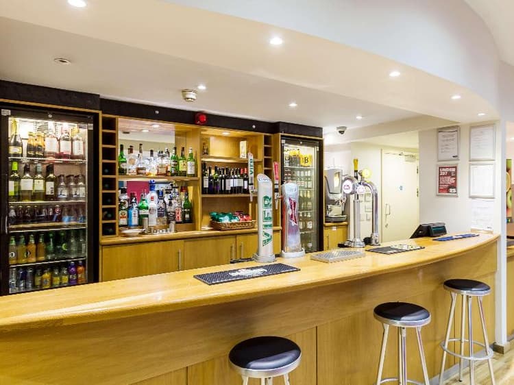 Travelodge Guildford