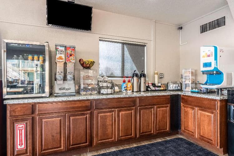 Americas Best Value Inn & Suites Flagstaff